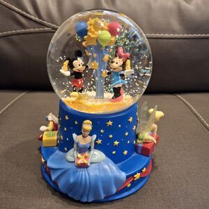 Hallmark Walts 100th Musical Mickey And Minnie Snow Globe See Description Below